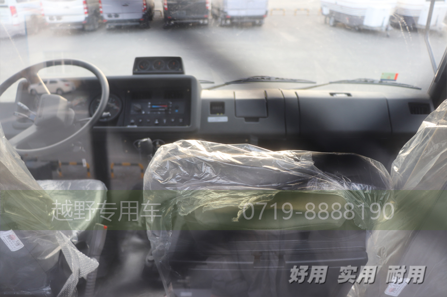 東風六驅(qū)越野卡車,四驅(qū)越野底盤,6*6卡車底盤,專用車改裝